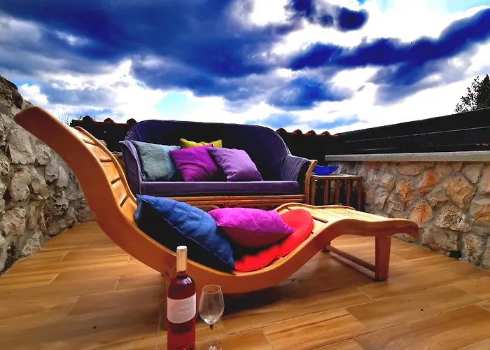 House Bellavista With Hot Pool Apartment Trogir