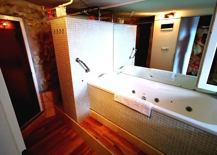 House Bellavista With Hot Pool Apartment