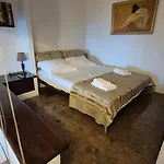 House Bellavista With Hot Pool Appartement